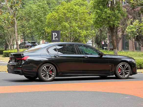 2021 BMW 7 серии 730i VI (G11/G12) Рестайлинг, чёрный, 5749548 рублей - вид 2