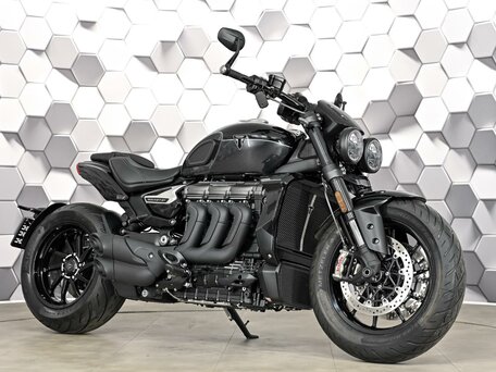 2026 Triumph Rocket 3, чёрный, 3190000 рублей, вид 1