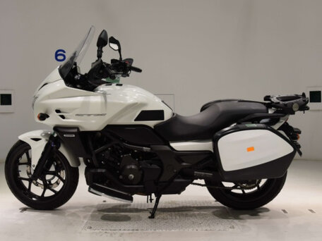 2013 Honda CTX 700, белый, 460000 рублей, вид 3