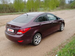 2011 Hyundai Solaris I, фиолетовый, 560000 рублей, вид 3