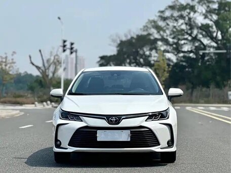 Toyota Corolla XII (E210)