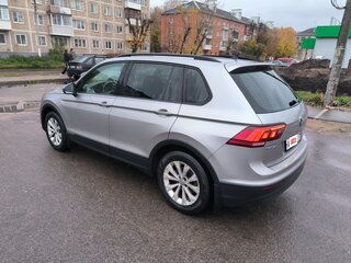 2020 Volkswagen Tiguan II, серый, 2550000 рублей, вид 5