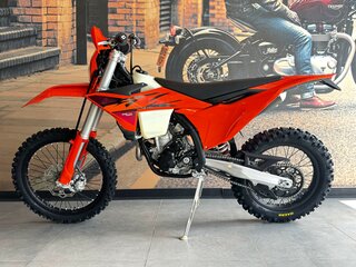 2026 KTM 500 EXC F, оранжевый, 1490000 рублей, вид 4
