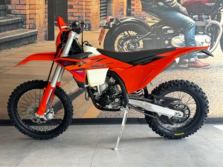 2026 KTM 500 EXC F, оранжевый, 1490000 рублей, вид 4