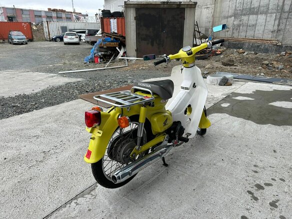 2010 Honda Super Cub, жёлтый, 75000 рублей - вид 3