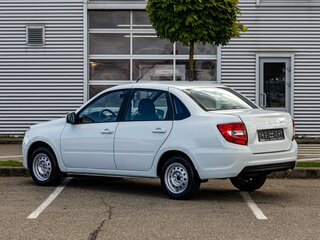 2024 Lada (ВАЗ) Granta I Рестайлинг, белый, 695000 рублей, вид 4