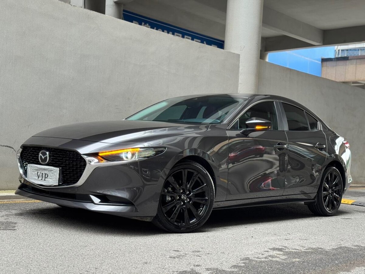 Открыть фотографии: Mazda 3 IV (BP)