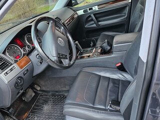 2007 Volkswagen Touareg I Рестайлинг, серый, 1200000 рублей, вид 5