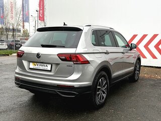 2020 Volkswagen Tiguan II Рестайлинг, серый, 3300000 рублей, вид 5