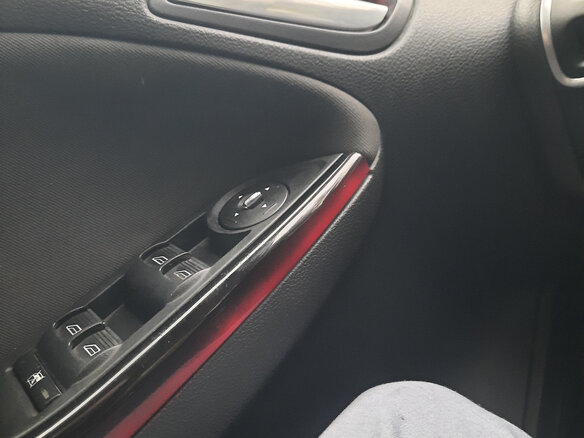 2012 Ford Focus III, красный, 900000 рублей - вид 7