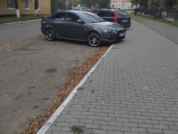 2008 Mitsubishi Lancer X, серый, 600000 рублей - вид 9