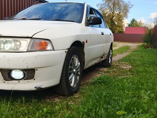 2000 Mitsubishi Mirage V, белый, 130000 рублей, вид 1