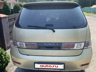 2000 Toyota Gaia, золотистый, 385000 рублей, вид 2