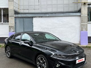 2021 Kia K5 III, чёрный, 2690000 рублей, вид 3