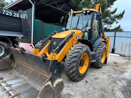 2022 JCB 4CX, 16000000 рублей, вид 2