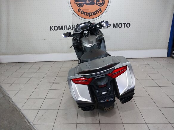 2018 Honda GL 1800 Gold Wing, серый, 2199000 рублей - вид 3