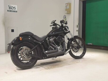 2011 Harley-Davidson Blackline, чёрный, 757000 рублей, вид 5