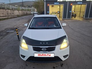 2011 Kia Rio II Рестайлинг, белый, 390000 рублей, вид 3