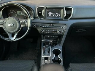 2018 Kia Sportage IV, белый, 1830000 рублей, вид 3