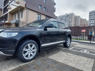 2009 Volkswagen Touareg I Рестайлинг, чёрный, 950000 рублей, вид 4