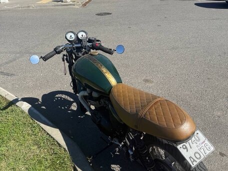 2014 Triumph Thruxton, зелёный, 599000 рублей, вид 4