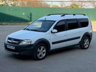 2018 Lada (ВАЗ) Largus Cross I, белый, 800000 рублей, вид 1