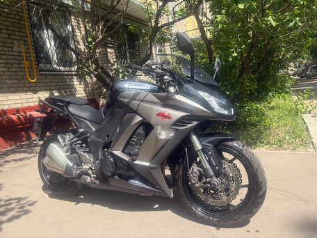 2010 Kawasaki Z 1000SX, серебристый, 675000 рублей, вид 1