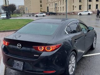 2020 Mazda 3 IV (BP), чёрный, 2000000 рублей, вид 4