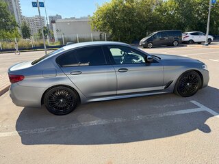 2019 BMW 5 серии 530i xDrive VII (G30/G31/G38), серый, 4200000 рублей, вид 4
