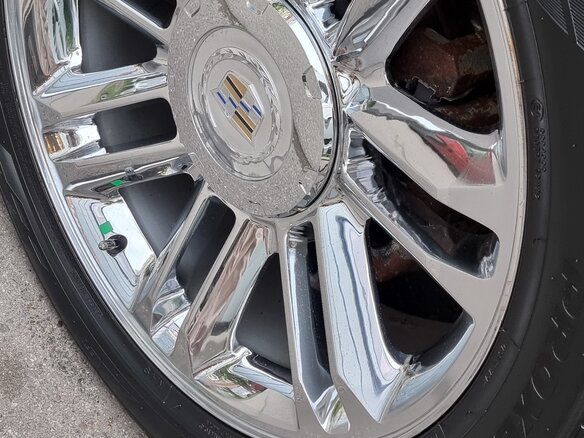 2011 Cadillac Escalade III, чёрный, 2400000 рублей - вид 15