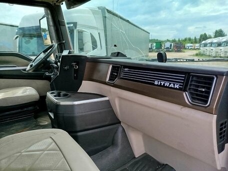 2023 Sinotruk Sitrak C7H MAX, красный, 3387834 рублей, вид 5