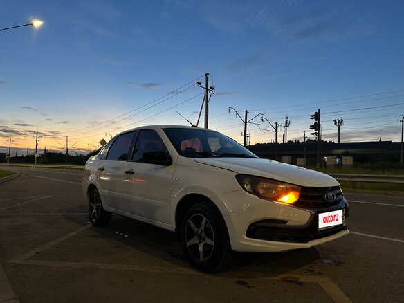 2019 Lada (ВАЗ) Granta I Рестайлинг, белый - вид 1