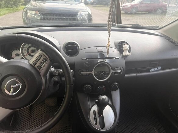 2008 Mazda 2 II (DE), серый, 460000 рублей - вид 7
