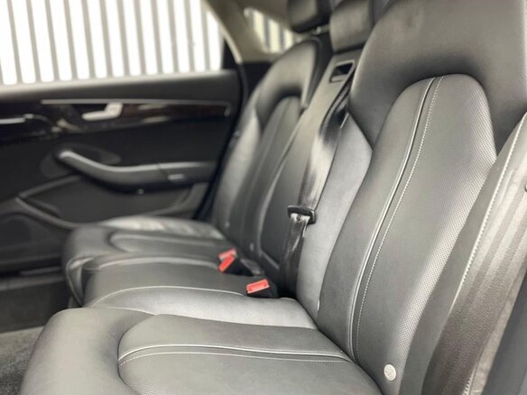 2014 Audi A8 III (D4) Рестайлинг, чёрный, 2600000 рублей - вид 12