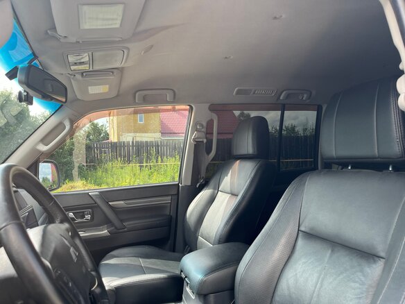 2011 Mitsubishi Pajero IV Рестайлинг 1, коричневый, 2000000 рублей - вид 17
