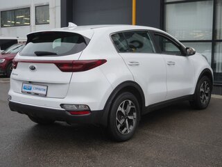 2021 Kia Sportage IV Рестайлинг, белый, 2015000 рублей, вид 5