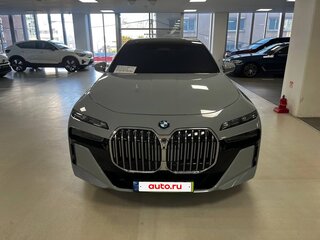 2024 BMW 7 серии 740i xDrive VII (G70), серый, 15500000 рублей, вид 2