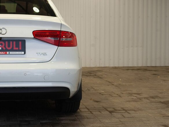 2013 Audi A4 IV (B8) Рестайлинг, белый, 1095000 рублей - вид 12