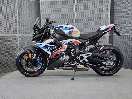 2023 BMW M 1000 R, белый, 1999000 рублей, вид 5