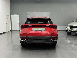 2023 Omoda C5 I, красный, 1650000 рублей, вид 4