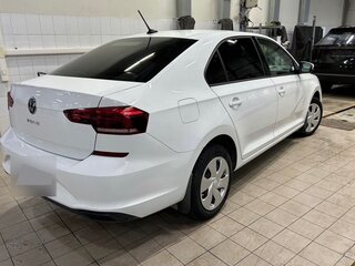2021 Volkswagen Polo VI, белый, 1599999 рублей, вид 4