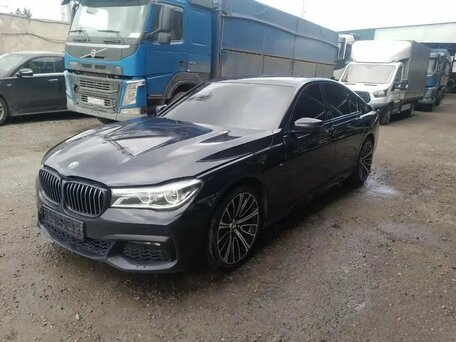 BMW 7 серии VI (G11/G12)