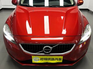 2019 Volvo V40 II Рестайлинг, красный, 1230000 рублей, вид 4