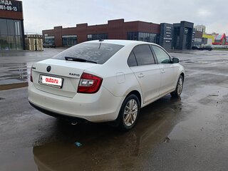 2017 Skoda Rapid I Рестайлинг, белый, 740000 рублей, вид 4