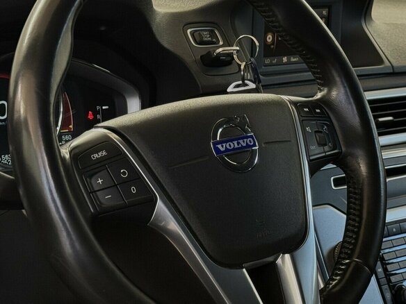 2015 Volvo XC70 II Рестайлинг, коричневый - вид 10
