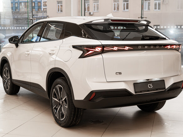 2026 Omoda C5 II, белый, 2849000 рублей - вид 5
