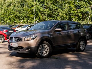 2011 Nissan Qashqai I Рестайлинг, бежевый, 841000 рублей, вид 1