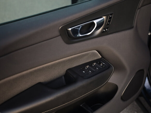 2021 Volvo XC60 II Рестайлинг, синий, 4399000 рублей - вид 23
