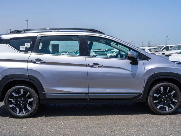 2025 Mitsubishi Xpander Cross I Рестайлинг 2, серебристый, 2850000 рублей - вид 6
