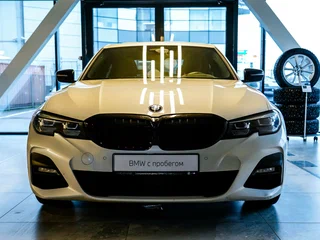 2021 BMW 3 серии 320d xDrive VII (G2x), белый, 4500000 рублей, вид 2